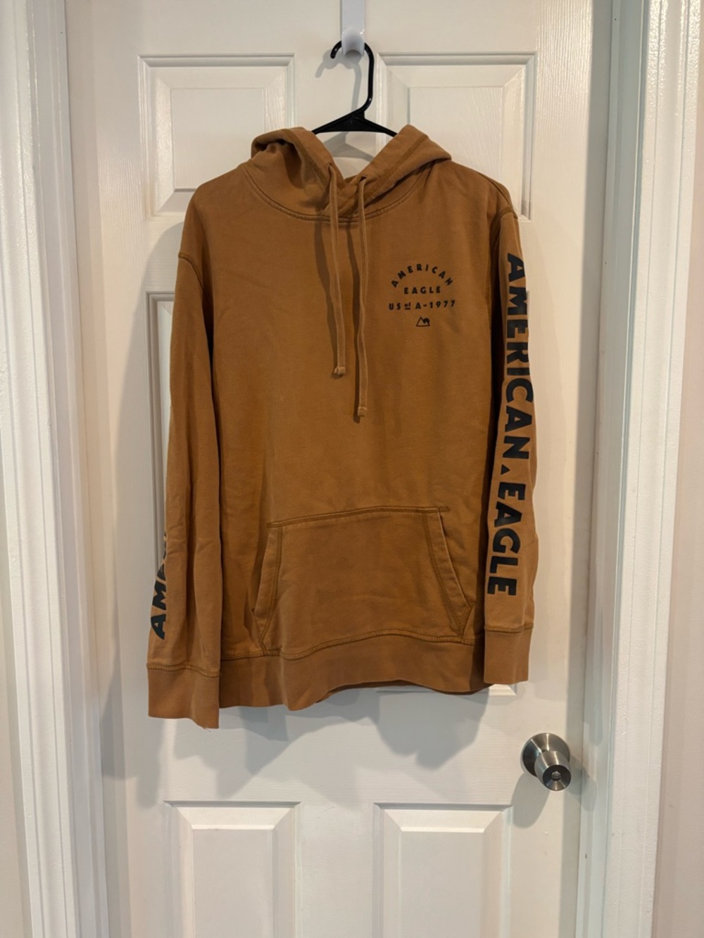 American Eagle Outfitters Caramel Brown Pullover Hoodie